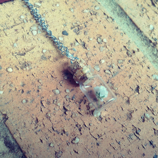 Delicate Baby's Breath Pendant Necklace (Everlasting Love, Pureness, Innocence)