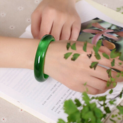 Bracelet jonc œil de chat vert émeraude flashy