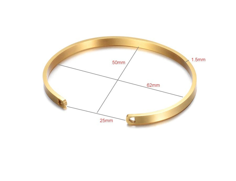 Personalisiertes, individuell graviertes Manschettenarmband