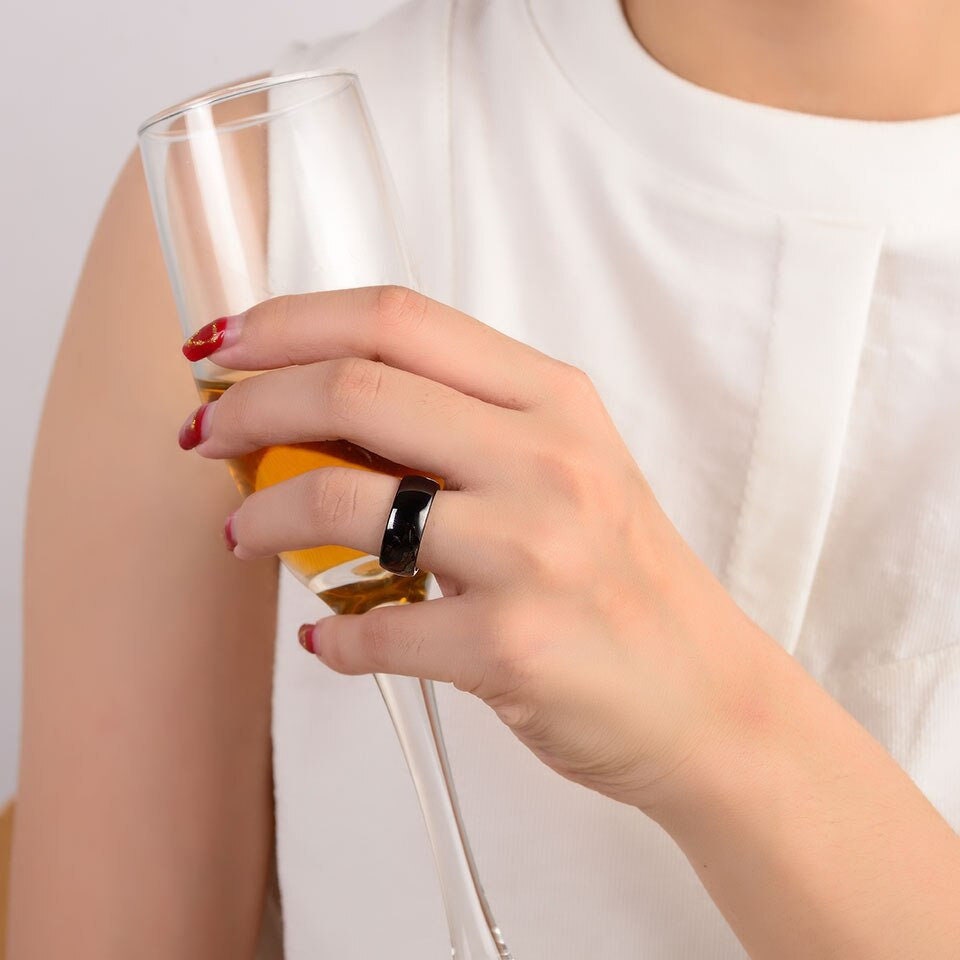 Hypoallergene Eheringe aus Zirkoniumkeramik für Sie und Ihn