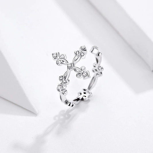 Filigree Crucifix Ring in 925 Sterling Silver