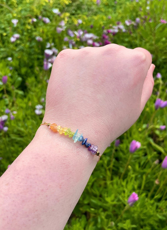Bracelet chakra arc-en-ciel en or délicat