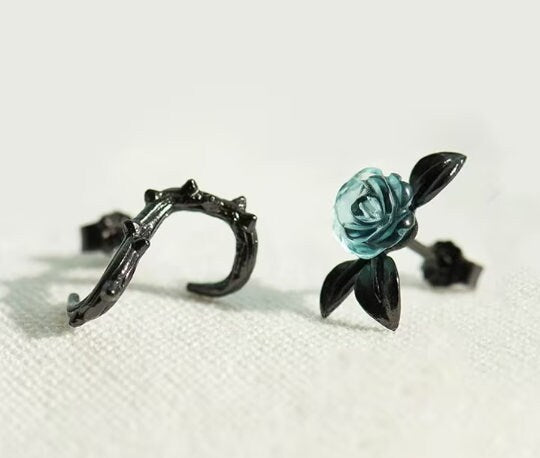 Rose mit Dornen Ohrstecker aus 925er Sterlingsilber
