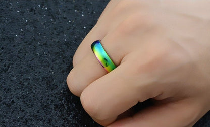 Bague irisée en titane arc-en-ciel métallisé