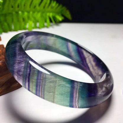 Bracelet de pierres précieuses de fluorite arc-en-ciel