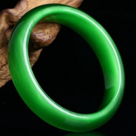 Bracelet jonc œil de chat vert émeraude flashy