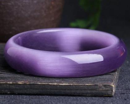 Bracelet jonc œil de chat violet flashy