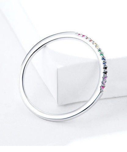 Bague empilable arc-en-ciel en argent sterling 925 délicate