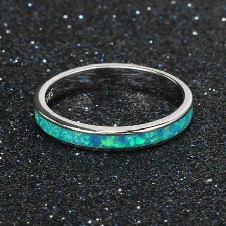 Blauer Feueropal-Ring aus 925er Sterlingsilber