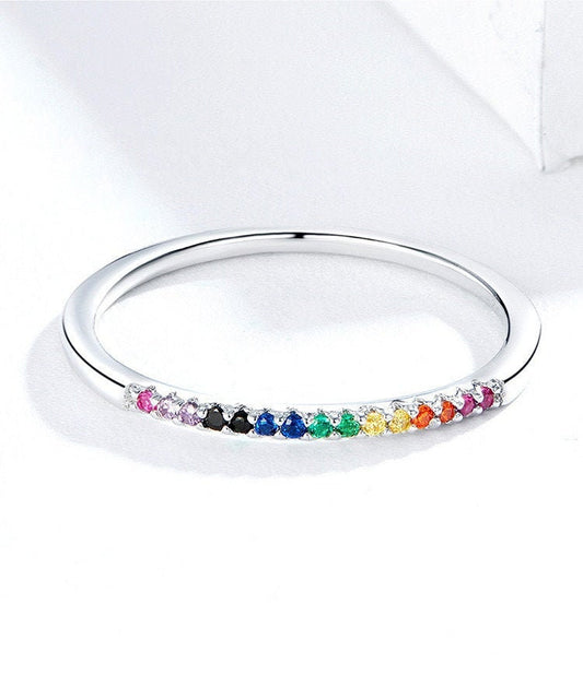 Bague empilable arc-en-ciel en argent sterling 925 délicate