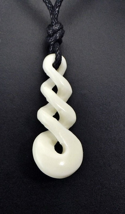 Infinity Twist Bone Pikorua Pendant