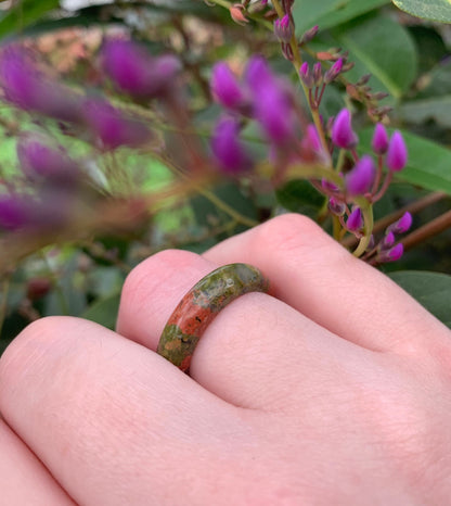 Bague en pierre précieuse unakite terreuse