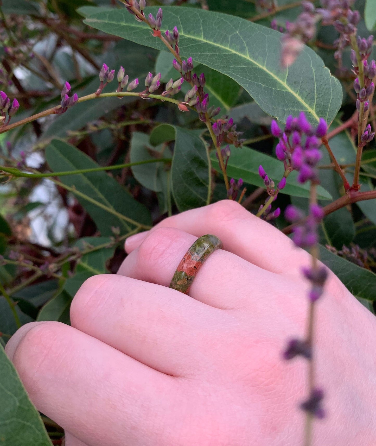 Bague en pierre précieuse unakite terreuse