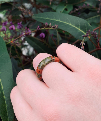 Bague en pierre précieuse unakite terreuse