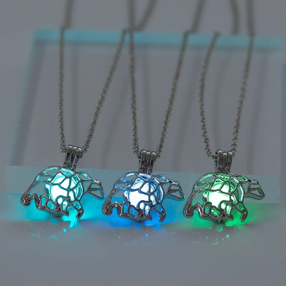 Polar Bear Glowing Necklace