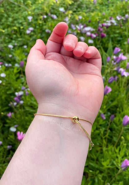 Dainty Gold Rainbow Chakra Bracelet