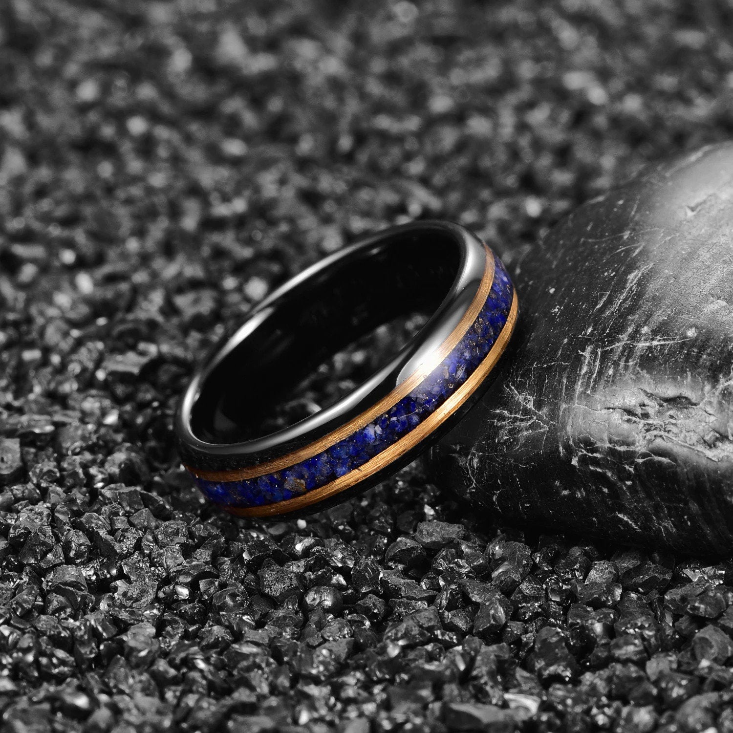 Men Lapis Lazuli ring with a black Tungsten band and inlay of Lapis Lazuli gemstones.