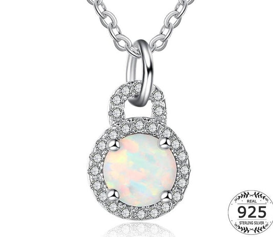 925 Sterling Silber Solitär Halskette Frauen Weißer Opal Anhänger Halskette Pave Zirkon CZ Halo Lock Halskette Ketten